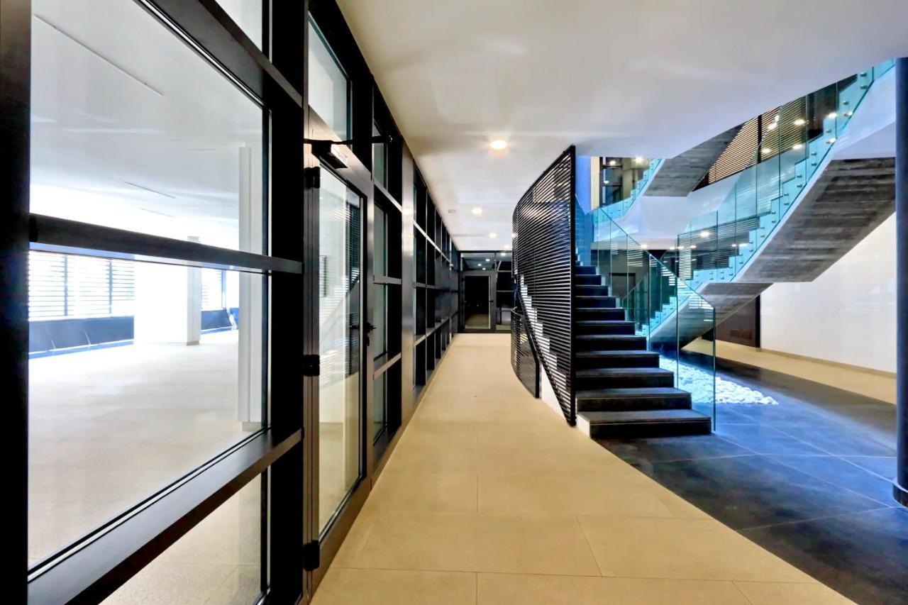 Green Terraced Apartment. 3 Stops From Colosseum Rome Exterior photo